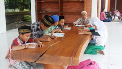 TPQ Kurangi Mistis Negatif