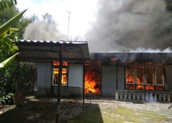 Ludes, Rumah Suroso di Cepu Dilalap Si Jago Merah 3 Ludes, Rumah Suroso di Cepu Dilalap Si Jago Merah