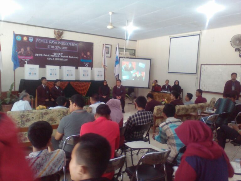 Latih Berdemokrasi, STTR Gelar Pemilu Raya