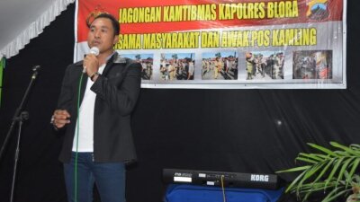 Kapolres Blora Jagong Kamtibmas di Pos Kamling Balun Kandangdoro