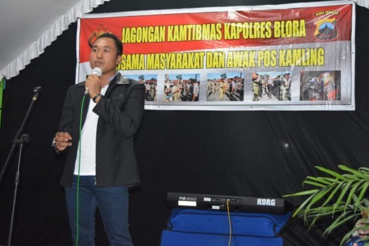 Kapolres Blora Jagong Kamtibmas di Pos Kamling Balun Kandangdoro 1 Kapolres Blora Jagong Kamtibmas di Pos Kamling Balun Kandangdoro