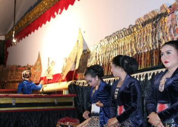 Gareng Mantu di Lapangan Tuk Buntung