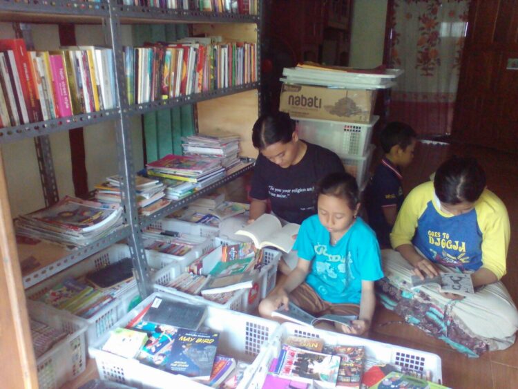 Cepu Baca Buku, Dapat Donasi Pertama dari Afrika Selatan