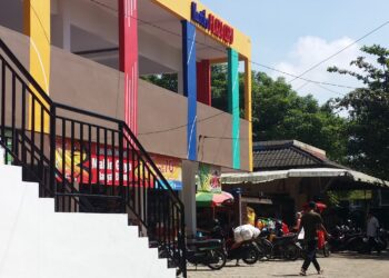 Pujasera Cepu Urung Difungsikan 2 Pujasera Cepu Urung Difungsikan