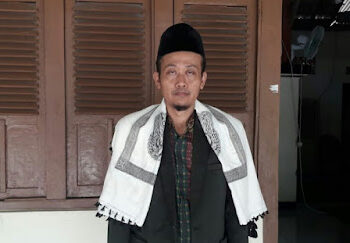 Pengasuh Ponpes Al Muhammad Tolak Gerakan People Power
