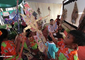 Peduli Budaya, IMCS Ajak Anak Belajar Pewayangan