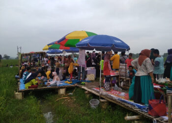 Pasar Tiban Dongkrak Perekonomian Warga Cepu