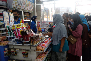 Ritel minimarket di Kota Cepu