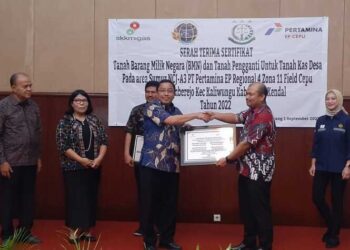 Kantor Pertanahan Kendal Serahkan Sertifikat Asset Barang Milik Negara (BMN) Kepada Pertamina EP Cepu Field 5 Kantor Pertanahan Kendal Serahkan Sertifikat Asset Barang Milik Negara (BMN) Kepada Pertamina EP Cepu Field