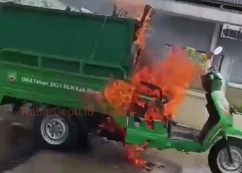 Ini Penyebab, Kendaraan Operasional DLH Blora Terbakar