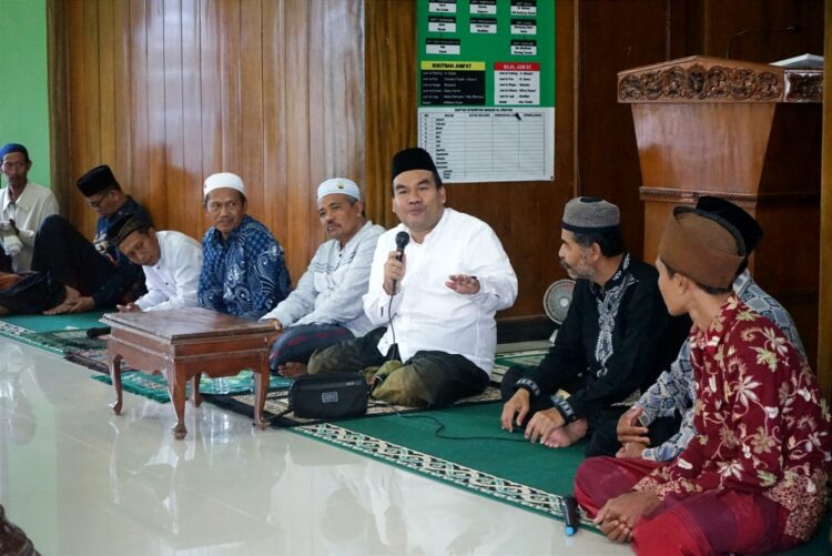 Safari Subuh di Sonokidul, Bupati Dicurhati Warga Soal Jalan, Pupuk Hingga BBM