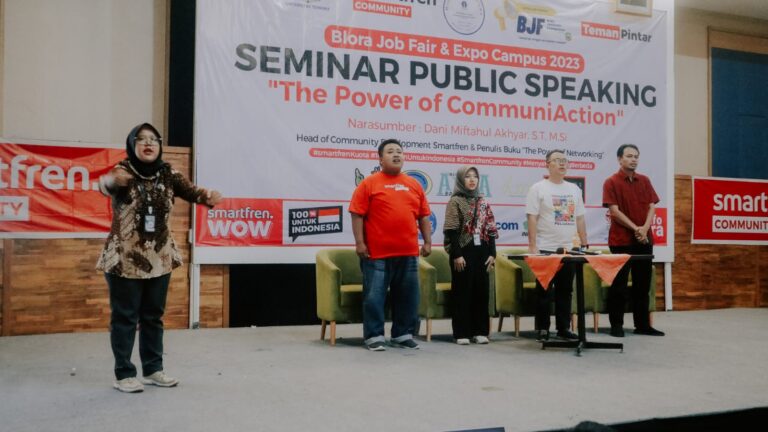 Turut Meriahkan 1 Abad NU, Smartfren Community Kolaborasi dengan Fatayat NU Blora dan HIMA UT Cepu