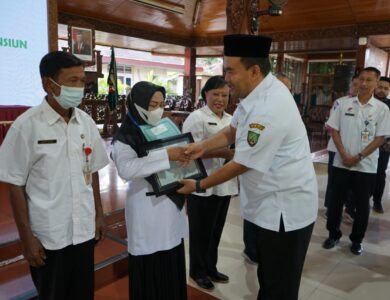 107 ASN di Blora Terima SK Pensiun