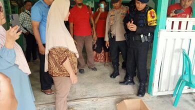 Tim Gegana Brimob Polda Jateng evakuasi granat dari rumah warga peninggalan pensiunan TNI