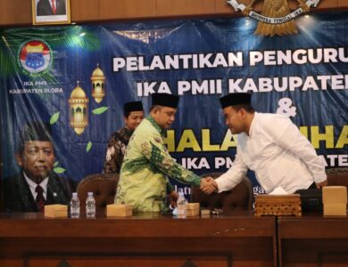 Bupati Blora Arief Rohman menghadiri pelantikan IKA PMII Blora