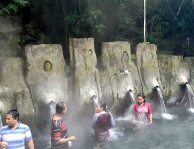 Pemndian Air Panas Guci