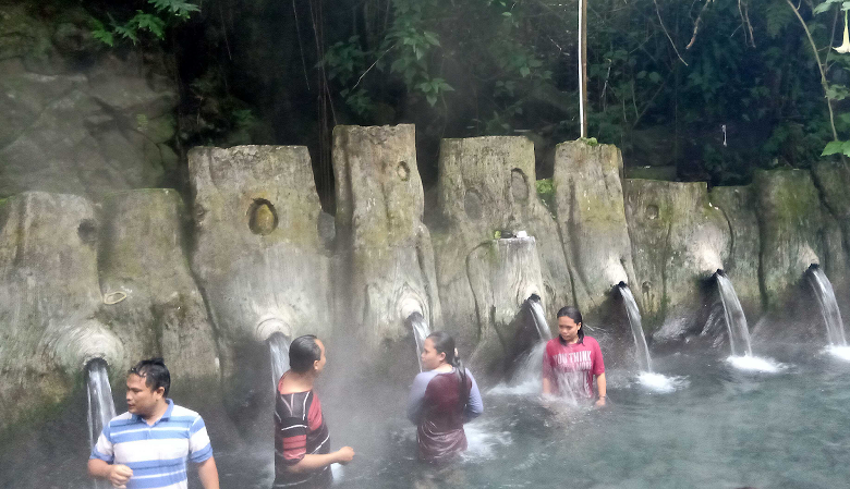 Pemndian Air Panas Guci