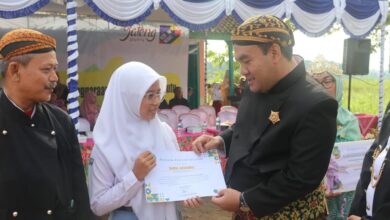 kereen-2-murid-sma-negeri-di-blora-diterima-10-kampus-luar-negeri