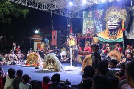 24 Tahun, Barongan Risang Guntur Seto Konsisten Lestarikan Kesenian Kahas Blora