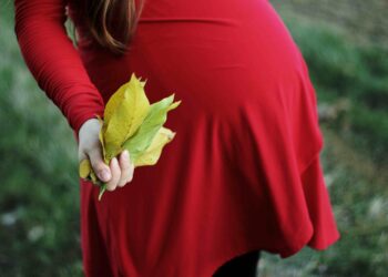 Mengenal Tradisi Kehamilan Sampai Lahiran