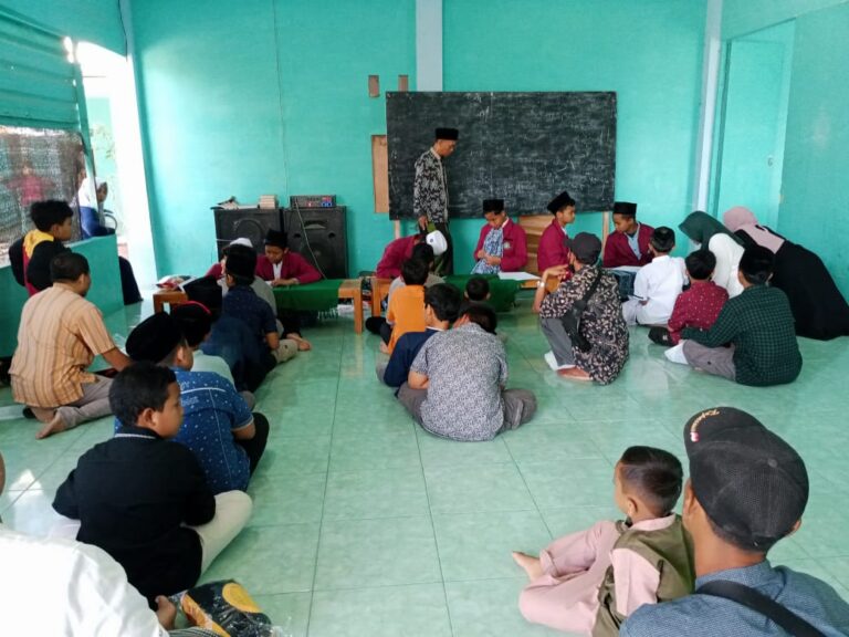 Ponpes Al-Ittihad Cepu Dibanjiri Pendaftar