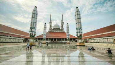 masjid agung wisata malam di semarang