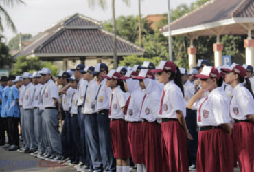 Seragam Sekolah yang Wajib Dipakai Siswa SD, SMP dan SMA