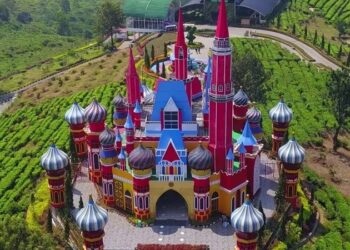 Indahnya Flora Wisata D Castello Ciater Milik Dewi Persik 2 Indahnya Flora Wisata D Castello Ciater Milik Dewi Persik