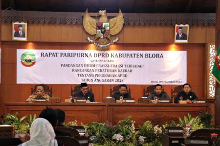 Rapat paripurna DPRD Blora