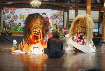 Barongan Blora Sukses Tampil di TMII Jakarta