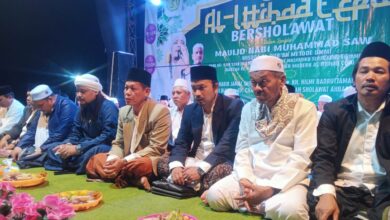 Peringatan Maulid Nabi Muhammad SAW Ribuan Warga Kunjungi Ponpes Al-Ittihad Cepu
