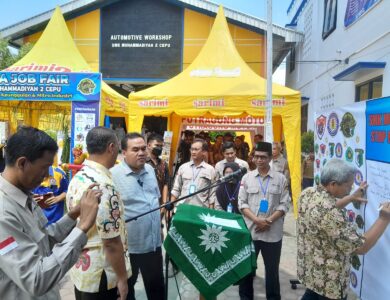 Job and University Fair di SMK Muhammadiyah 2 Cepu