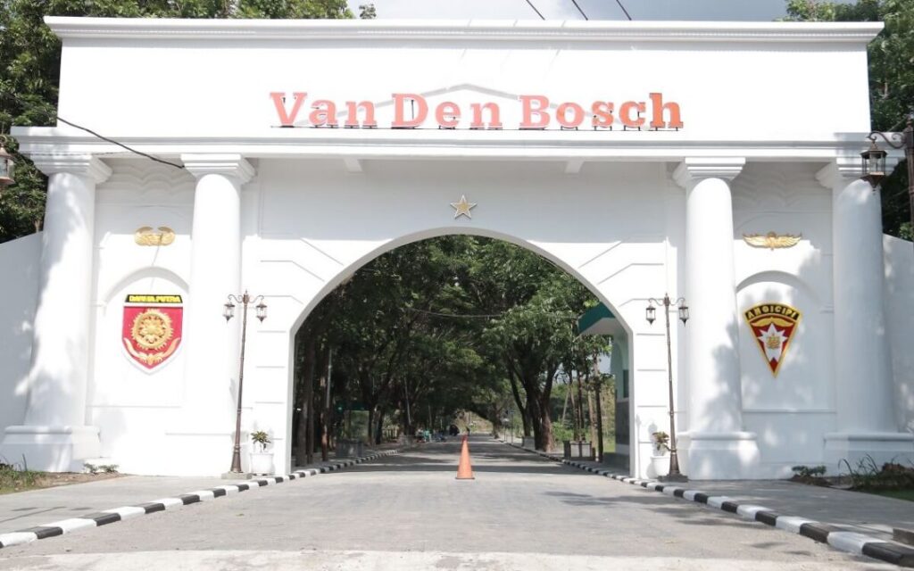 Menelusuri Keunikan Benteng Van Den Bosch di Ngawi Jawa Timur