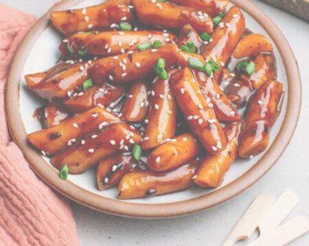 Tteokbokki, Makanan Korea yang Wajib Kamu Coba dan Mudah Cara Membuatnya