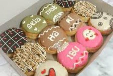 Hari Ibu, Penjual Kue Mini dan Donat di Cepu Blora Kebanjiran Order