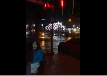 Banjir di Cepu, Jalan Protokol dan Pemukiman Terendam 3 Banjir di Cepu, Jalan Protokol dan Pemukiman Terendam
