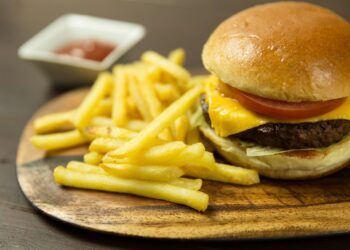 Bahaya Fast Food bagi Kesehatan Jantung