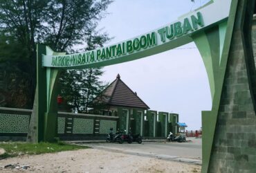 pantai terbaik di tuban
