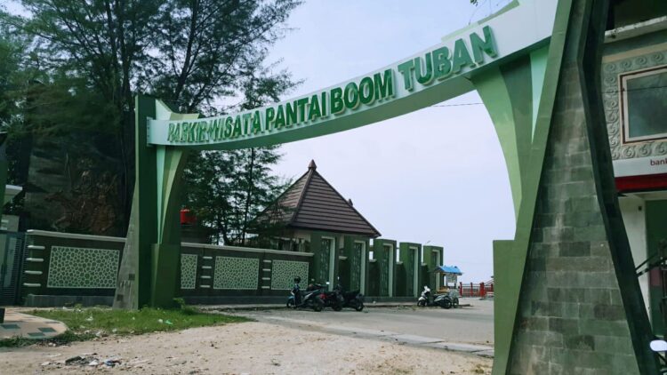 pantai terbaik di tuban