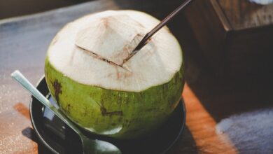 Efek Samping Air Kelapa yang Perlu Diwaspadai