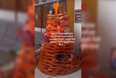 Viral! Pohon Natal dari Skripsi, Begini Kata Netizen