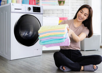 Rekomendasi Mesin Cuci yang Cocok Digunakan Saat Musim Hujan