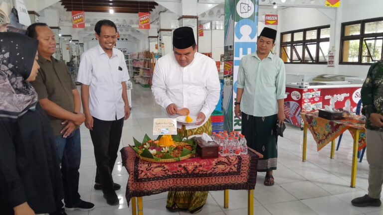 Cepu Raya Mart Dukung Pengembangan Ekonomi Lokal