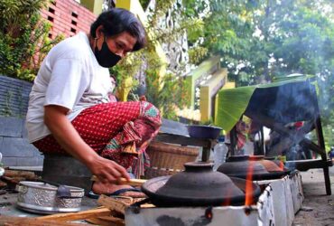 Kuliner Cepu, Serabi Bakar dan Serabi Gantol Cocok Dinikmati saat Musim Hujan