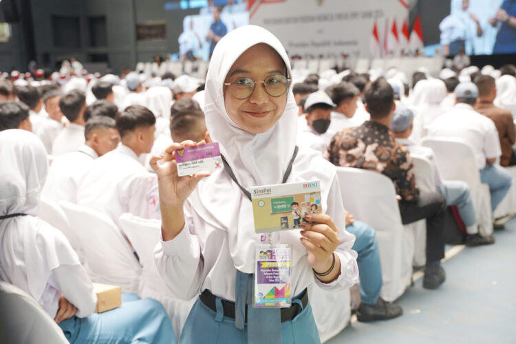Dana bantuan PIP Kemdikbud tahun 2024 untuk siswa SMA SMK