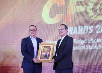 Pertumbuhan Positif Kinerja Keuangan Elnusa di Tahun 2023, CFO Elnusa Raih Penghargaan Indonesia Best Performance