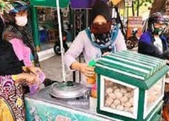 Jelajah Kuliner Cepu, Rekomendasi Berburu Cilok dan Pentol di Cepu