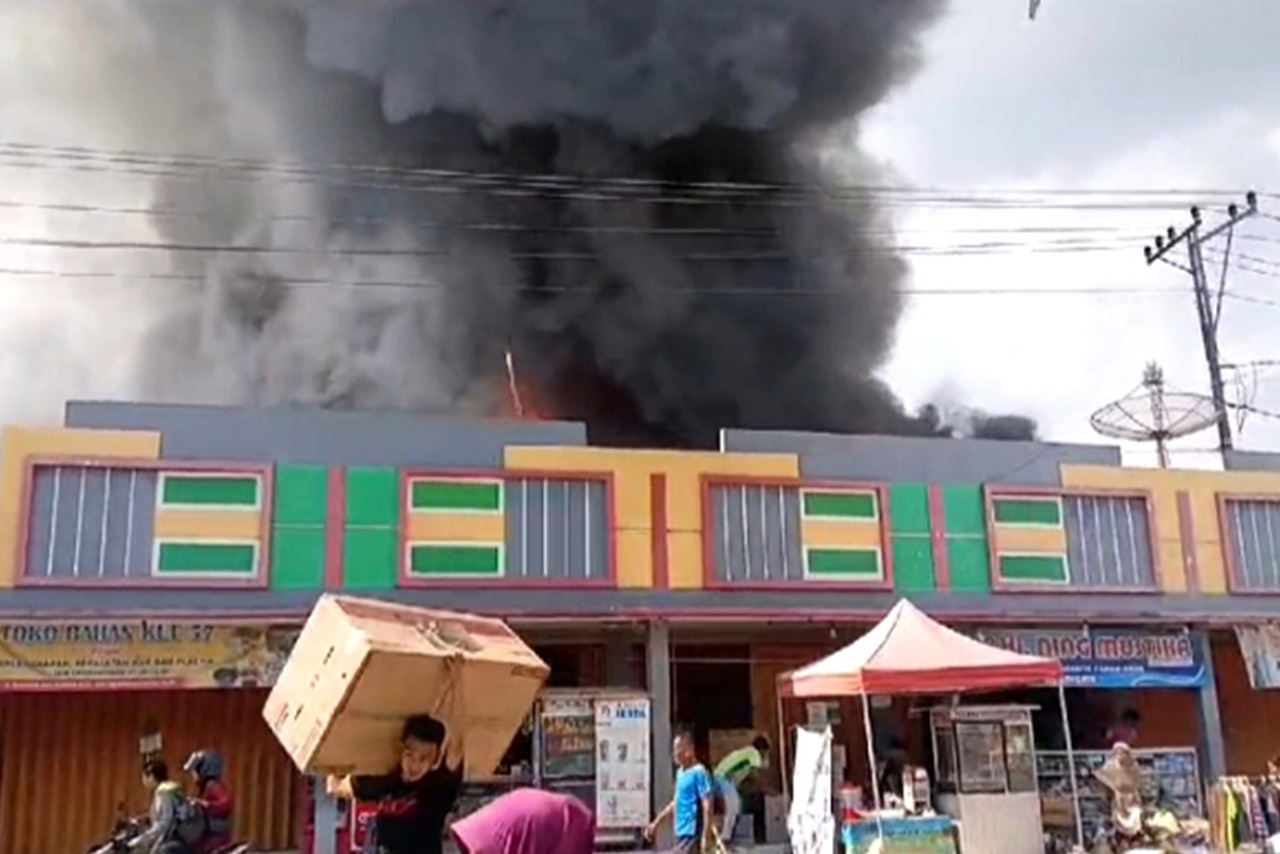 Kebakaran di Pasar Ngawen Kabupaten Blora