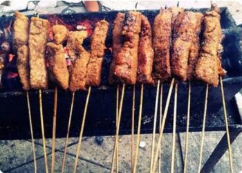 Kuliner Unik : Sate Kere dan Kerupuk Melarat, Makanan yang Identik dengan Kemiskinan