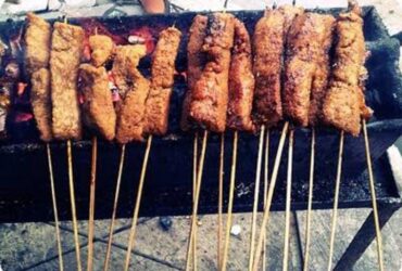 Kuliner Unik : Sate Kere dan Kerupuk Melarat, Makanan yang Identik dengan Kemiskinan
